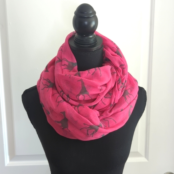 Versatile Giraffe Print Scarf Pink Gray Large Lightweight 96x70 - Picture 12 of 14